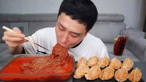 疫情期间大叔吃瓜,见证时代变迁的酸甜苦辣