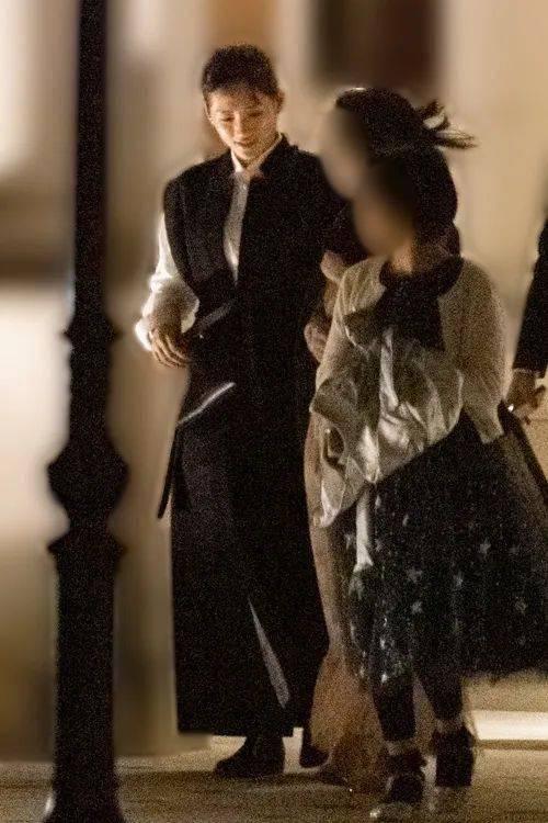 韩国男艺人吃瓜群众是谁,韩国男艺人吃瓜群众背后的神秘身份