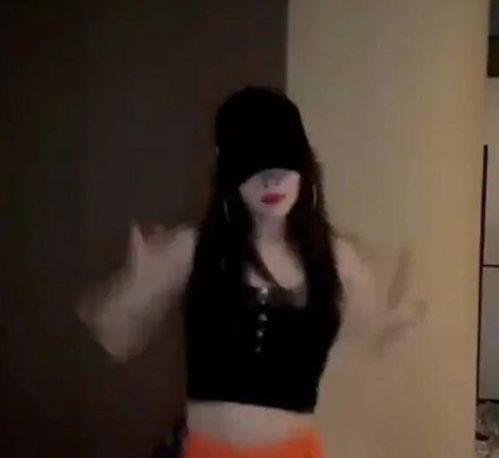 吃瓜跳舞直播视频,欢乐互动，嗨翻网络