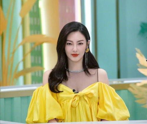 张雨绮吃瓜图片,瓜王降临！