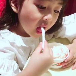 爱她请她吃瓜,就带她去品尝甜蜜瓜果的浪漫之旅