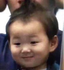 萌娃吃瓜表情合集,童真瞬间，笑料横生