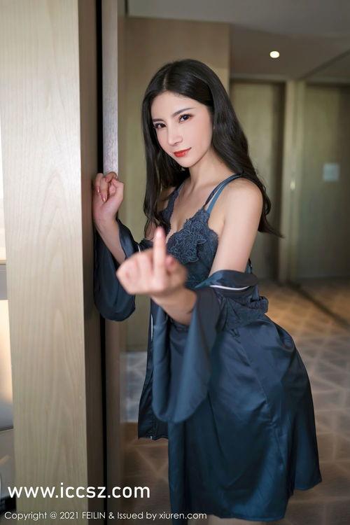 吊带女吃瓜事件,网络舆论的狂欢与反思