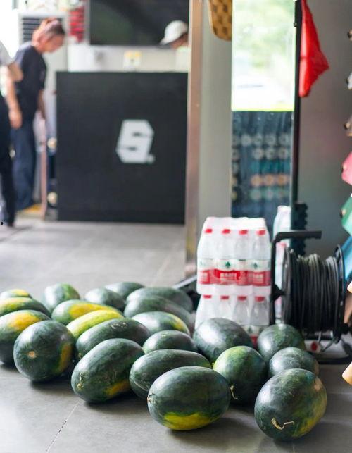 x战队吃瓜,揭秘吃瓜背后的战队风云