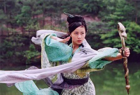 灵儿开麦吃瓜,揭秘娱乐圈幕后故事