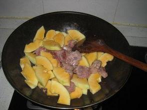 吃瓜少女排骨,一场美食与娱乐的跨界之旅