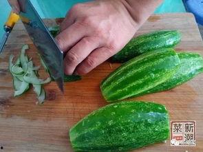 潮汕彩塘吃瓜,瓜果飘香，品味传统美食文化