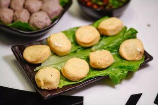 潮汕彩塘吃瓜,瓜果飘香，品味传统美食文化