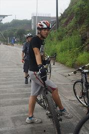 骑单车吃瓜,品味生活点滴——单车吃瓜记