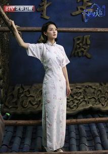 穿到民国当吃瓜看戏